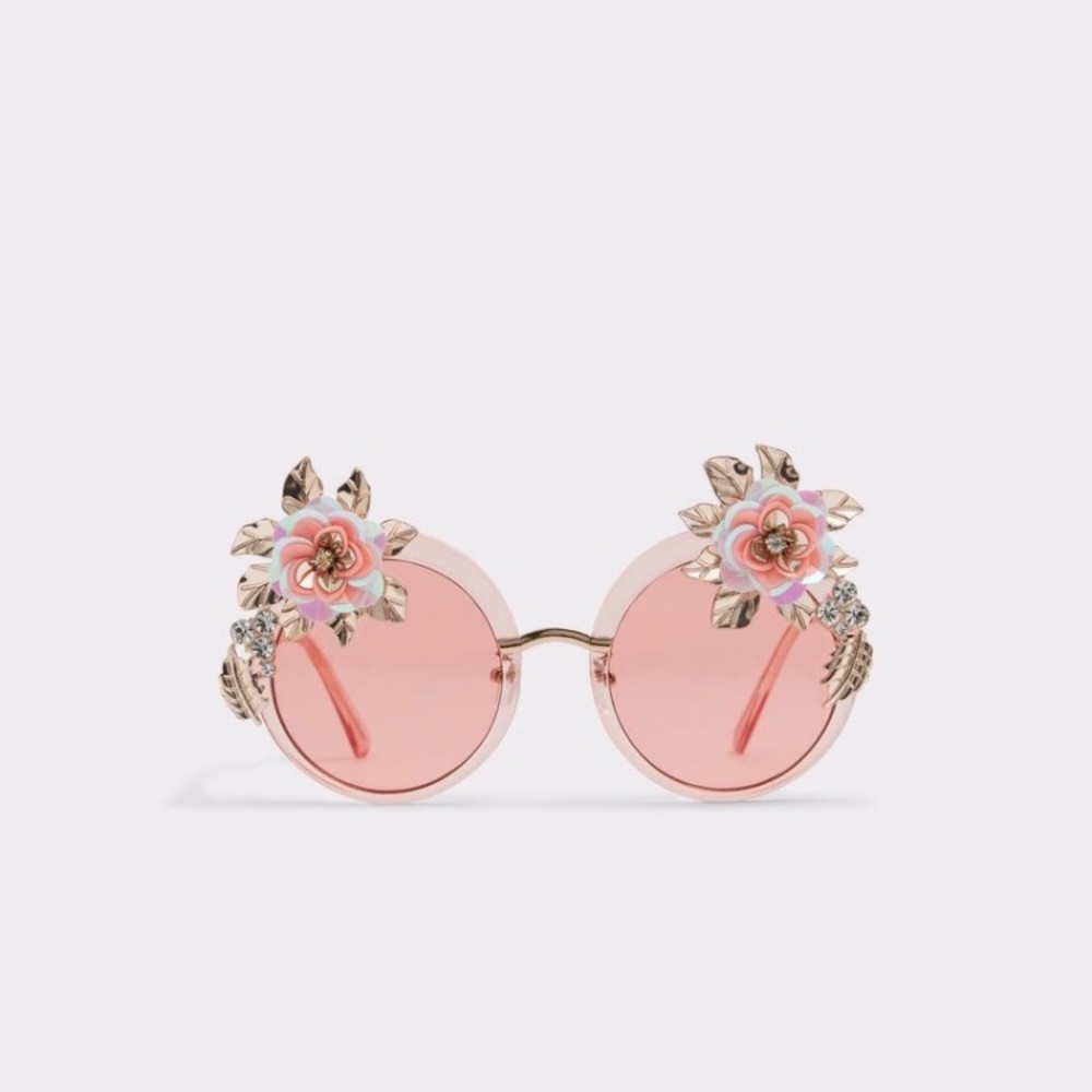 Flower sunnies 🌸🕶